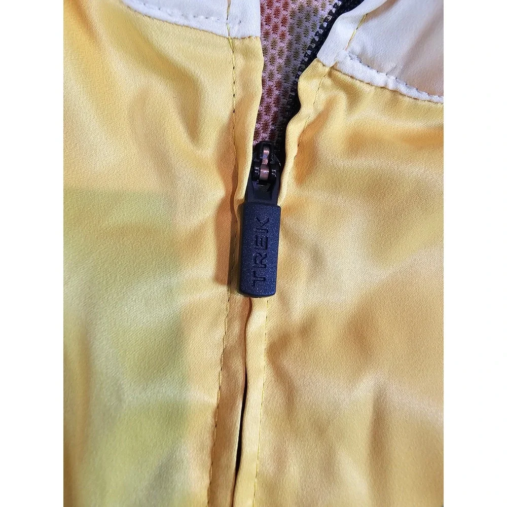 Trek AM:WATTS Cycling Vest Mens Medium Yellow Full Zip Mesh Back Gilet 40949